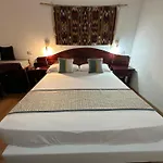 酒店 S'ortale Possibilita Di Parcheggio Interno E Ristorante All'aperto 3*