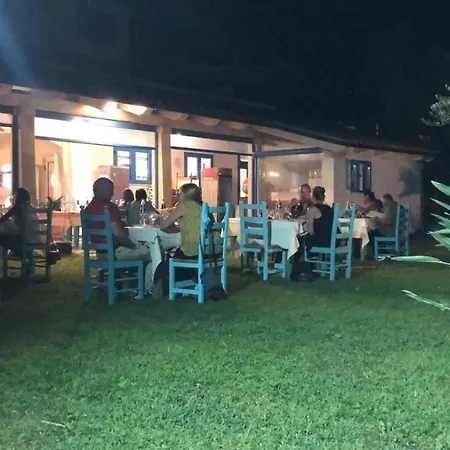 S'ortale Con Parcheggio Interno E Ristorante All'aperto Hotel 3*