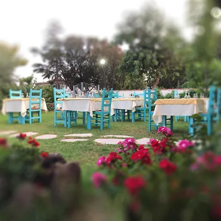 Ξενοδοχείο S'ortale Con Parcheggio Interno E Ristorante All'aperto