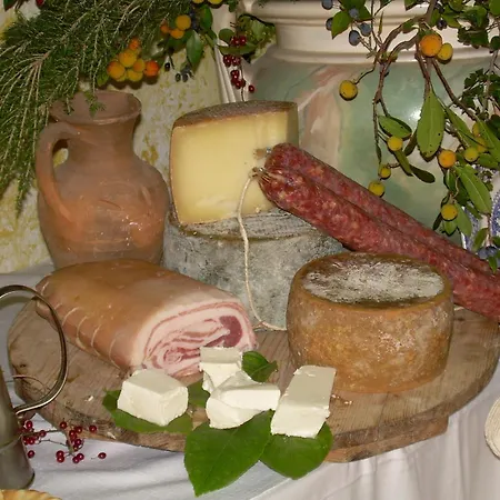S'ortale Con Parcheggio Interno E Ristorante All'aperto Orosei