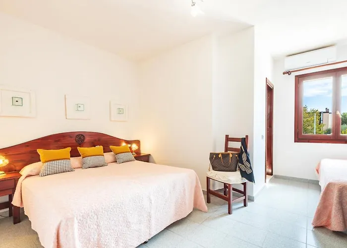 S'ortale Con Parcheggio Interno E Ristorante All'aperto Orosei