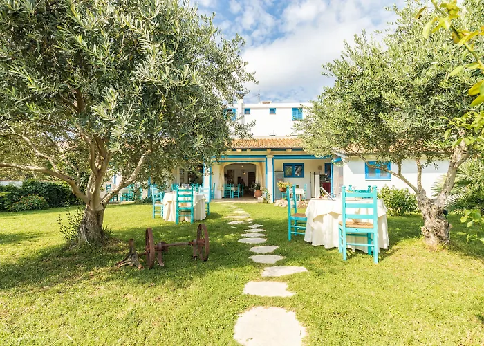 S'ortale Con Parcheggio Interno E Ristorante All'aperto 3* Orosei