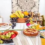 S'ortale Possibilita Di Parcheggio Interno E Ristorante All'aperto 3*