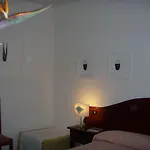S'ortale Possibilita Di Parcheggio Interno E Ristorante All'aperto Hotel Orosei