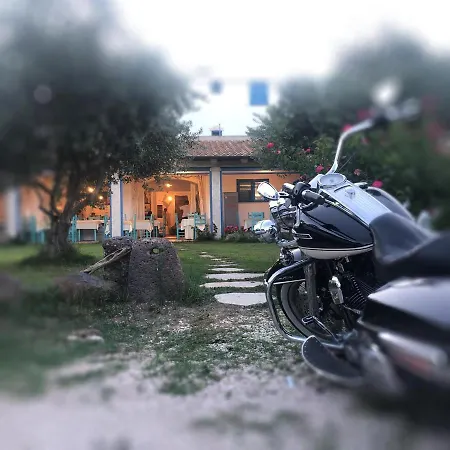Otel S'ortale, Possibilita Di Parcheggio Interno E Ristorante All'aperto