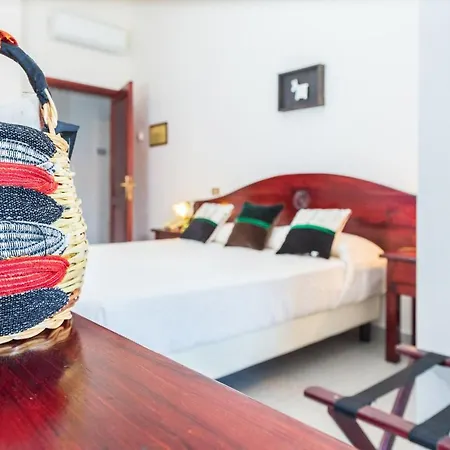Hotel S'ortale Con Parcheggio Interno E Ristorante All'aperto 3*