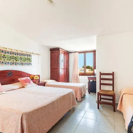 S'ortale Con Parcheggio Interno E Ristorante All'aperto 3* Orosei