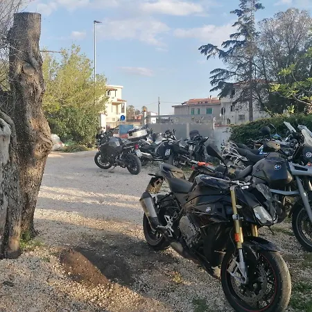 S'ortale Con Parcheggio Interno E Ristorante All'aperto Hotel