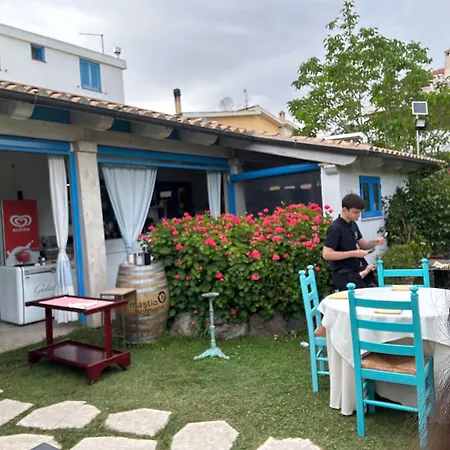 S'ortale, Possibilita Di Parcheggio Interno E Ristorante All'aperto Szálloda Orosei