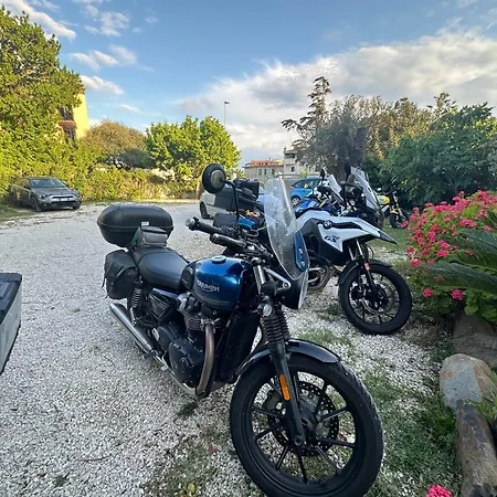Hotel S'ortale Con Parcheggio Interno E Ristorante All'aperto