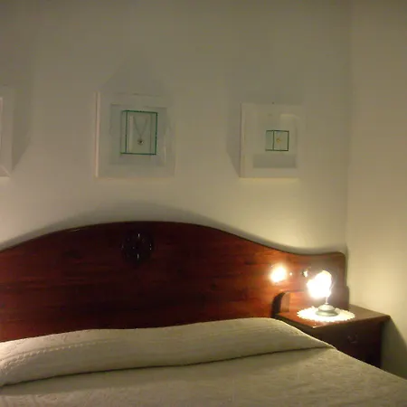 S'ortale Possibilita Di Parcheggio Interno E Ristorante All'aperto Orosei