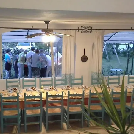 S'ortale Possibilita Di Parcheggio Interno E Ristorante All'aperto Hotel 3*