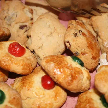 S'ortale Possibilita Di Parcheggio Interno E Ristorante All'aperto