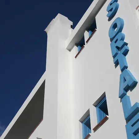 S'ortale, Possibilita Di Parcheggio Interno E Ristorante All'aperto Hotel Orosei