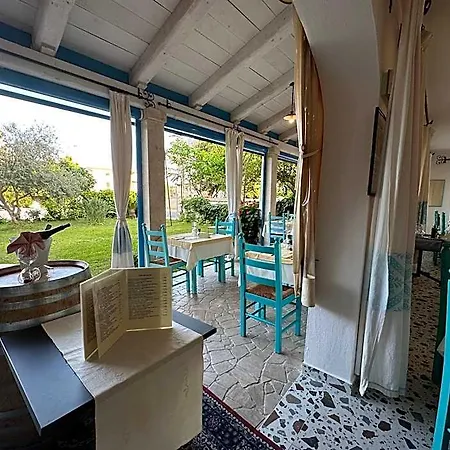 S'ortale, Possibilita Di Parcheggio Interno E Ristorante All'aperto