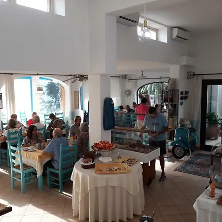 S'ortale Con Parcheggio Interno E Ristorante All'aperto Hotel 3*