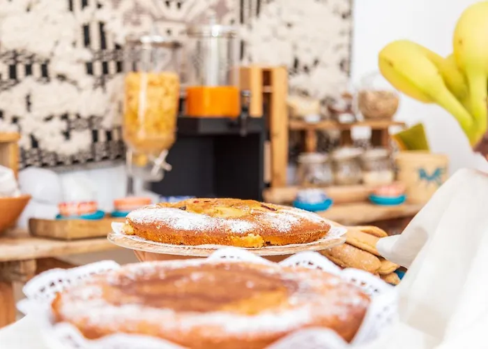 ホテル S'ortale Possibilita Di Parcheggio Interno E Ristorante All'aperto オロゼーイ